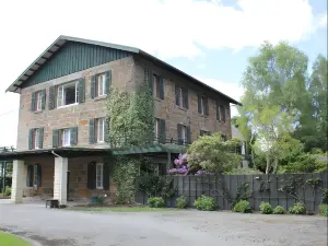 The Mill House