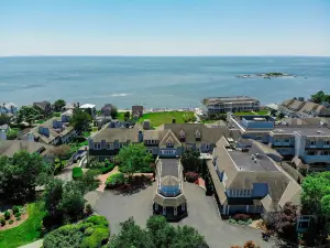 Water's Edge Resort & Spa