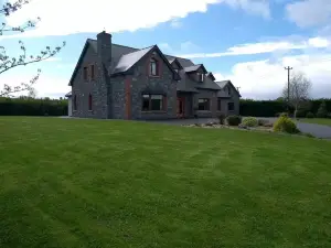 Carraig House Cozy Countryside Apartment