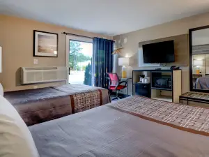 Yankee Clipper Inn, SureStay Collection by Best Western