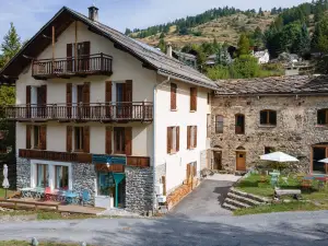Auberge les 1000 Cols, Anciennement Val D Azur
