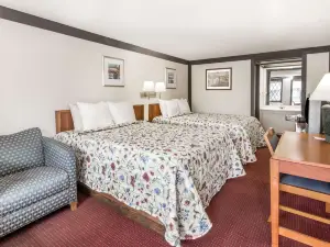 Knights Inn Racine