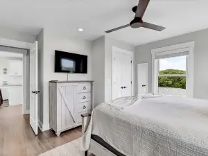 Oceanwatch Cottage