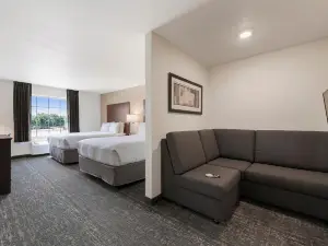 Cobblestone Hotel & Suites-Bellefontaine