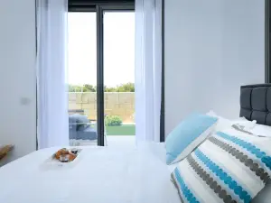 Stylish Coastal Oasis