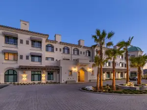 Cambria Hotel Calabasas - Malibu