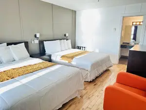 Harbourview Inn and Suites