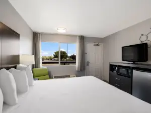 裏奇蘭河濱酒店和會議中心，Ascend 酒店精選