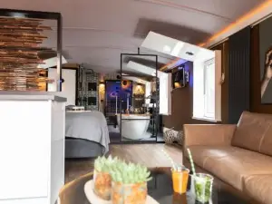 Wellnessboat de Michiel de Ruyter