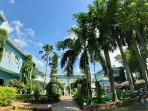 Hotel Megha-Traveller's Village