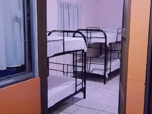 Alpha Arenal - Hostel