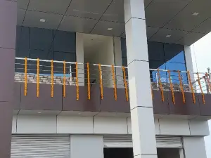 Hotel Raj Residency