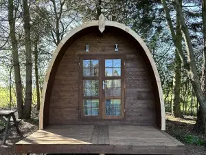 Woodland Camping Pod with Use of Campsite Bathroom