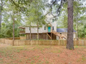 Waterfront Burgaw Vacation Rental w/ Private Yard!