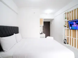 New Studio Apartment with Strategic Location at Suncity Residence By Travelio
