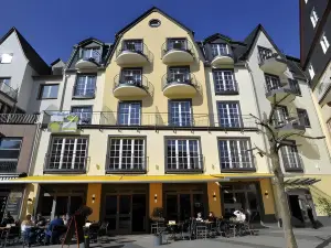 Hotel Cochemer Jung