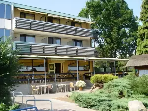 Paolos Seehotel Mardorf
