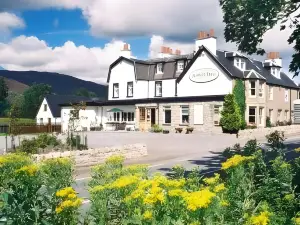 The Rowan Tree Country Hotel