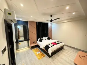 The Grand Narmada Hotel