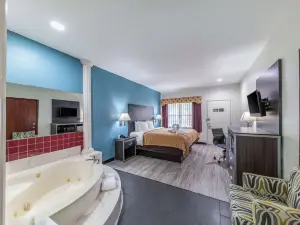 Quality Inn & Suites Canton
