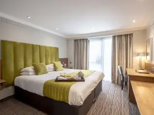 Hogs Back Hotel & Spa Nr Farnham
