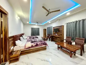Manya Palace