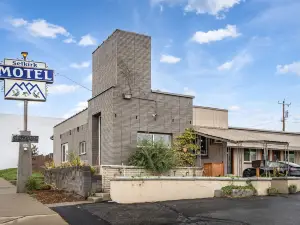 Selkirk Motel