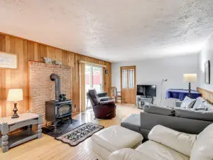 Fishing Pond & Spacious Yard: Quiet Home in Sodus!
