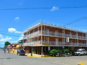 Casa Oro Eco Hostel