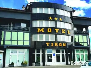 Motel Tiron