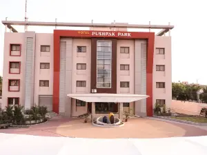 Hotel Pushpak Park