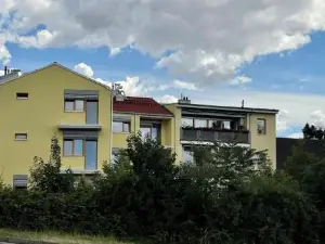Efi Residence Holzova 28