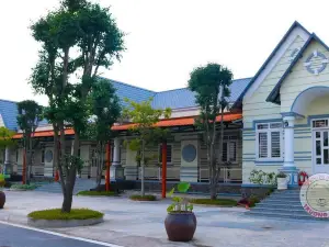 Khách sạn Trường Huy