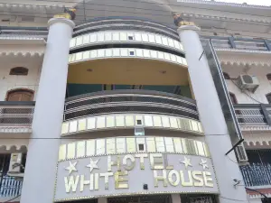 Hotel White House