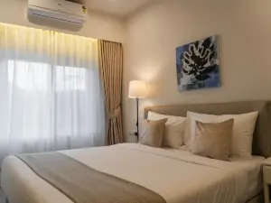 7 Suites Apart Hotel