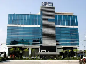 La Silver Leaf Hotel