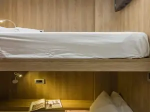 แอนนุซิอาตา อัรบัน เดน โดย ลอค โฮสพิทาลิตี้