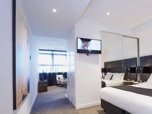 Kozyguru Chatswood Luxury Studio