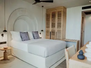 Kalani Residence