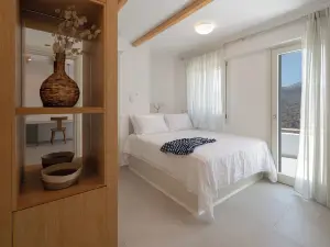 Castello Amorgos Suites