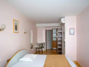 Hotel de Rosny