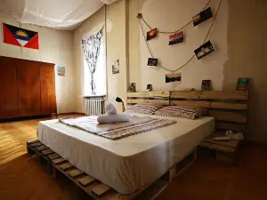 野狗背包客旅舍