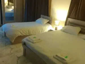 드림 하우스 호텔 제라시