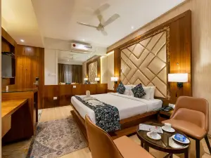 Hotel Town Palace