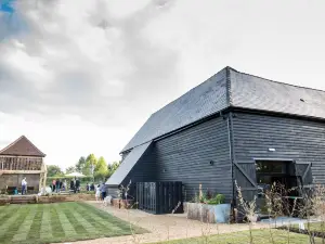 ファームハウス アット レッドコーツ レストラン & ホテル