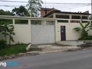Arapiri Guest House