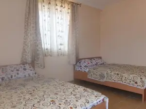 Apartments Maja