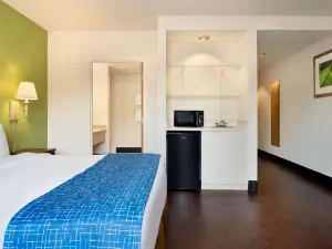 Travelodge by Wyndham Zanesville