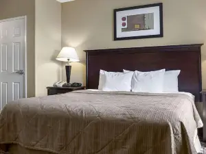 MainStay Suites Bismarck