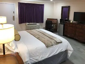 Howard Johnson by Wyndham Ridgecrest, CA